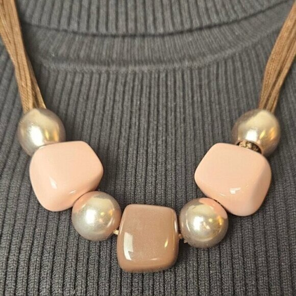 Chunky Geometric Bead Statement Choker – Neutral Acrylic & Gold Accents - Picture 3 of 6